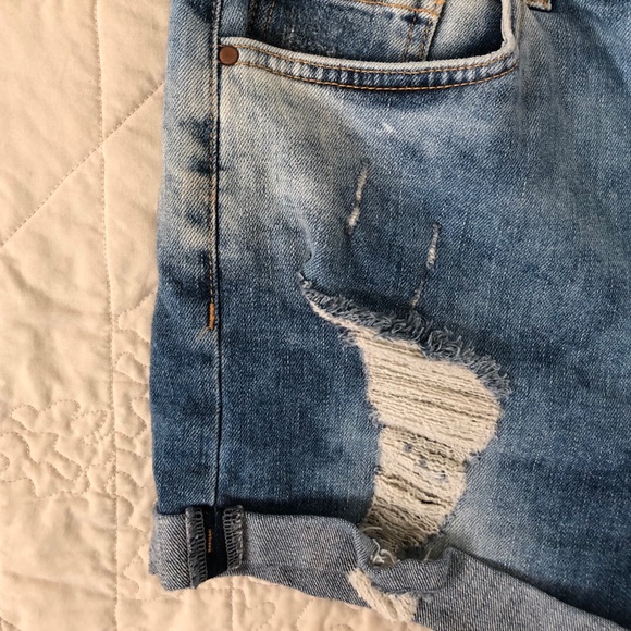 blue denim shorts - Picture 2 of 6